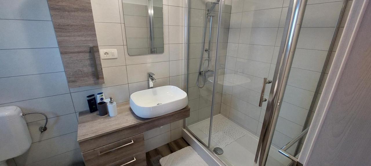 Holiday Apartments Cecilija سوبيتارسكا دراغا المظهر الخارجي الصورة